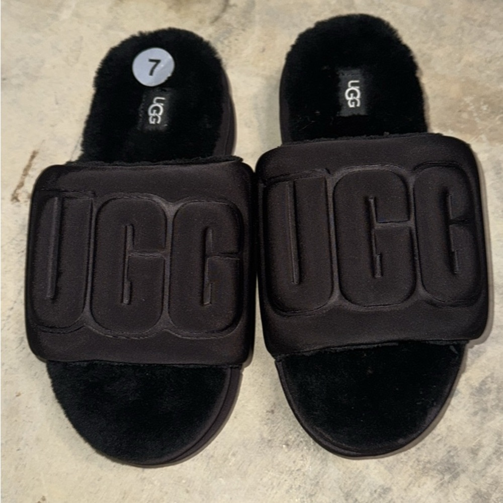 Ugg slides